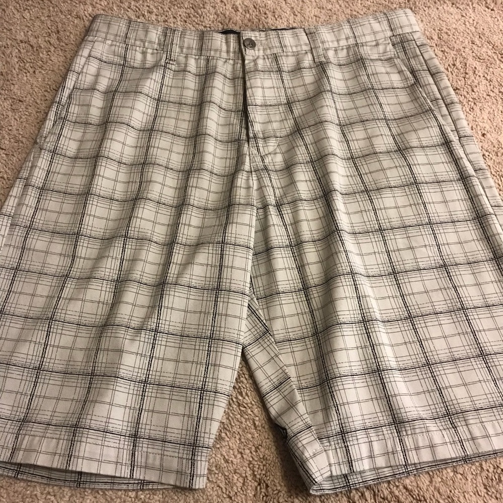 Volcom Shorts - Plaid Gray & Black